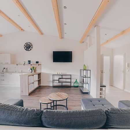 Grosse Ferienwohnung Mit Balkon Und Perfekter Lage Eggenthal Zewnętrze zdjęcie