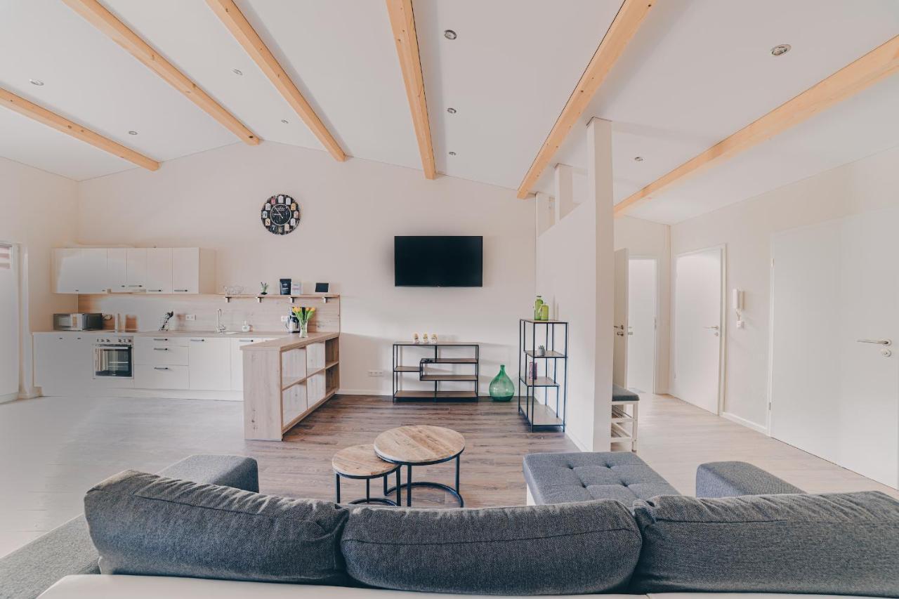 Grosse Ferienwohnung Mit Balkon Und Perfekter Lage Eggenthal Zewnętrze zdjęcie
